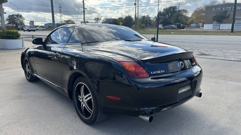 2005 Lexus SC 430