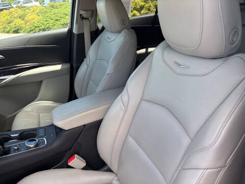 2022 Cadillac XT4 Luxury