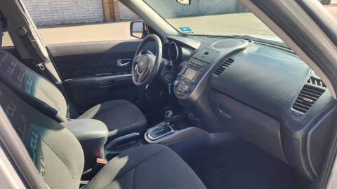 2012 Kia Soul +
