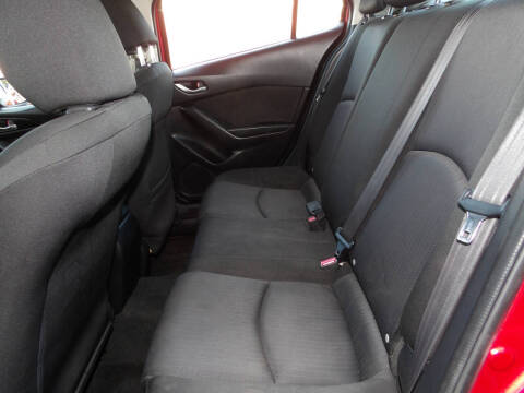 2015 Mazda MAZDA3 i Sport