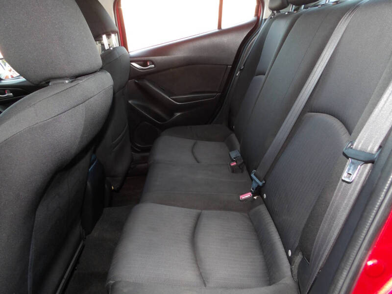 2015 Mazda MAZDA3 i Sport