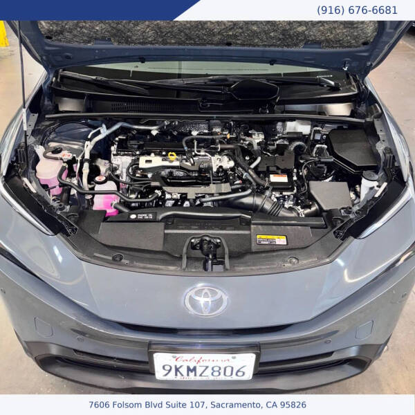 2024 Toyota Prius LE