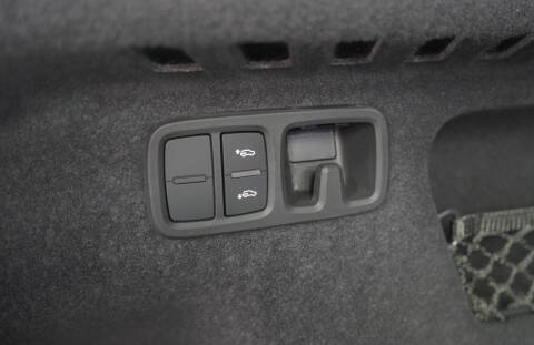 2023 Audi SQ8 4.0T quattro Premium Plus