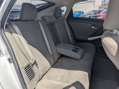 2013 Toyota Prius Plug-in Hybrid