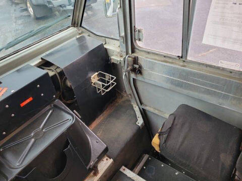 2004 Freightliner MT45 Chassis