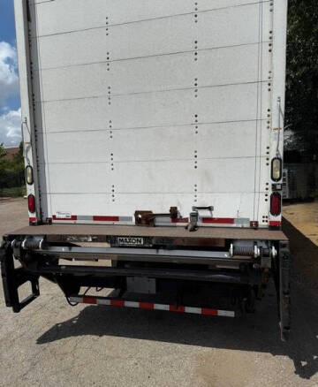 2016 Freightliner M2 106