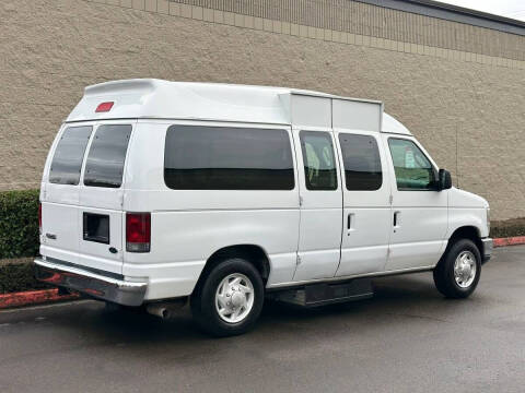 2008 Ford E-Series E-150 XLT