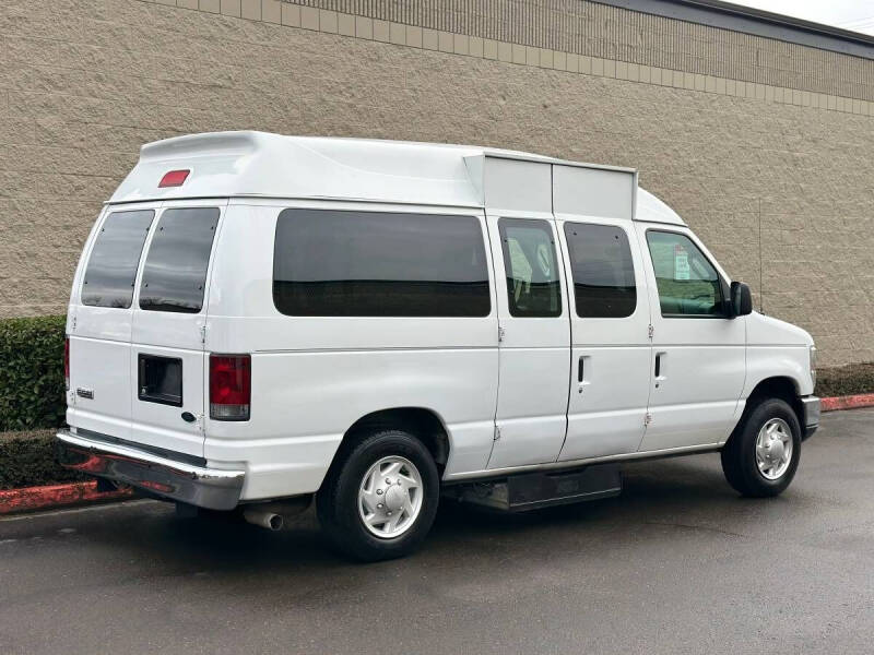 2008 Ford E-Series E-150 XLT