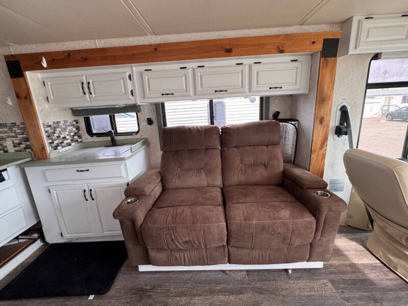 2001 Holiday Rambler Ambassador