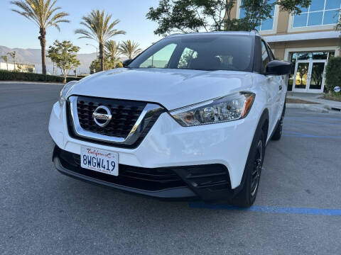 2019 Nissan Kicks S