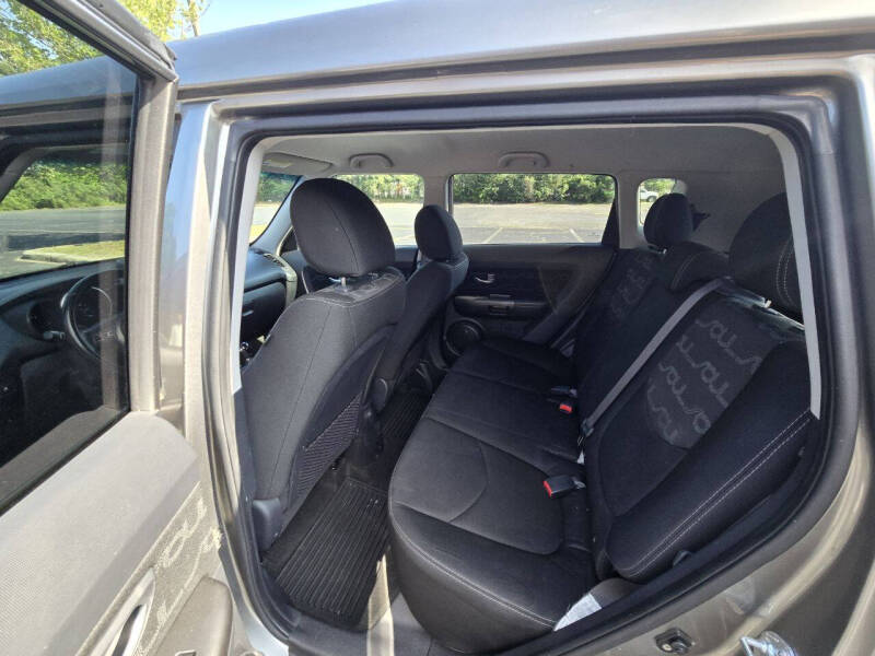 2013 Kia Soul +
