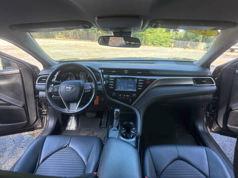 2018 Toyota Camry SE