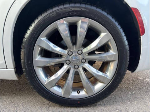 2019 Chrysler 300 Limited