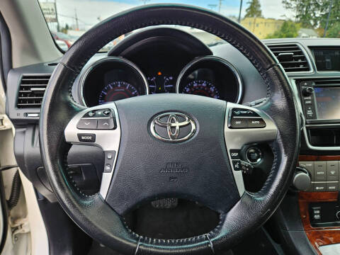 2013 Toyota Highlander Limited