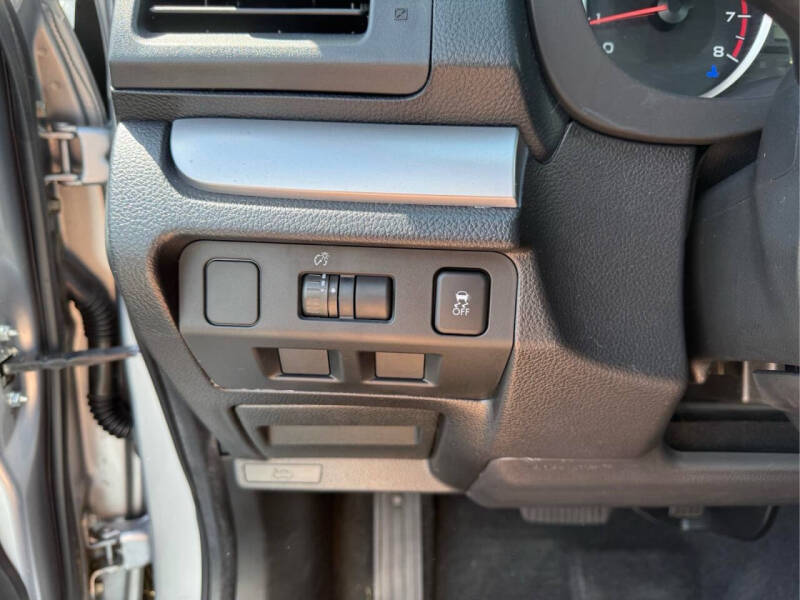 2015 Subaru Forester 2.5i