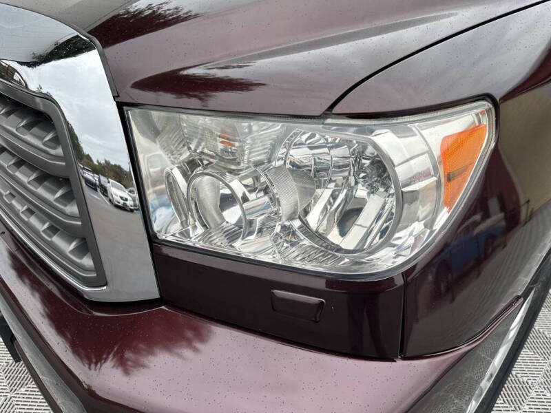 2016 Toyota Sequoia SR5