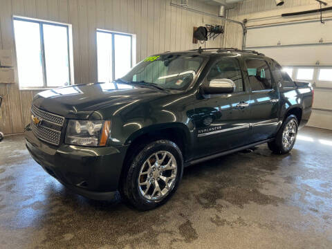 2013 Chevrolet Avalanche for sale at Sand's Auto Sales in Cambridge MN