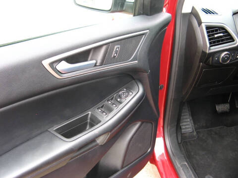 2022 Ford Edge SEL