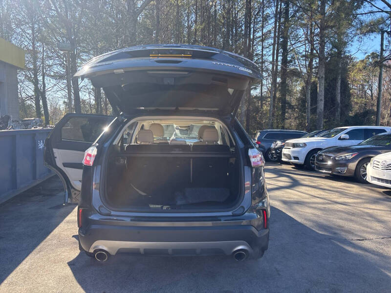 2019 Ford Edge Titanium