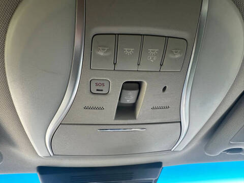 2015 Infiniti Q70 3.7