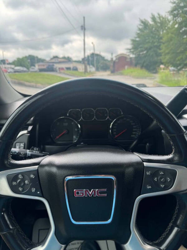 2020 GMC Yukon SLT