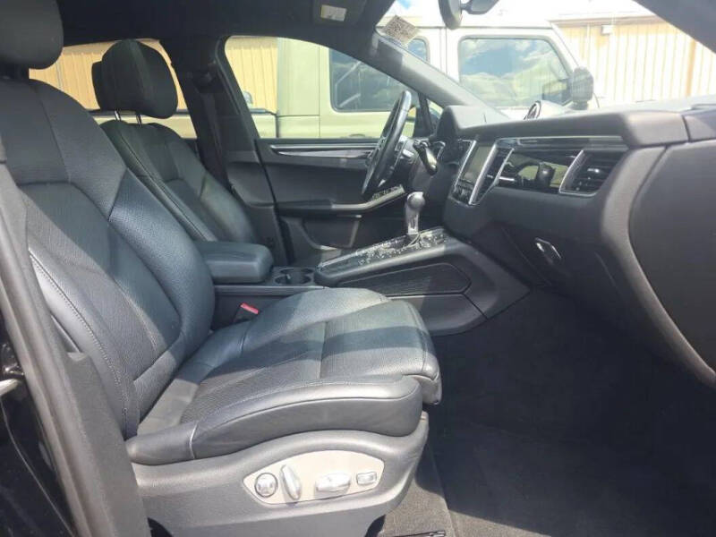 2016 Porsche Macan S