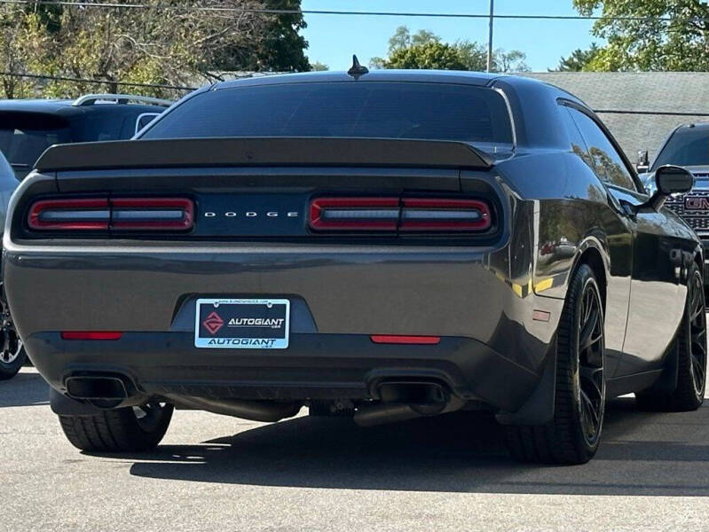 2016 Dodge Challenger SRT Hellcat