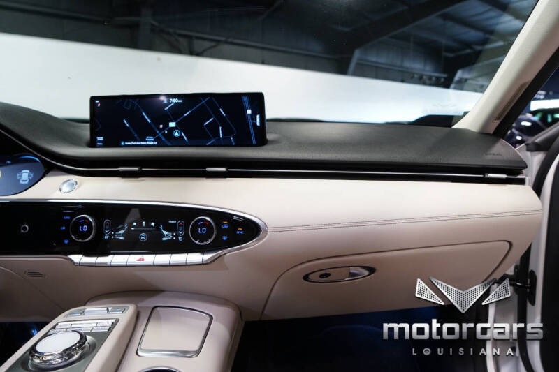 2022 Genesis GV70 2.5T Standard