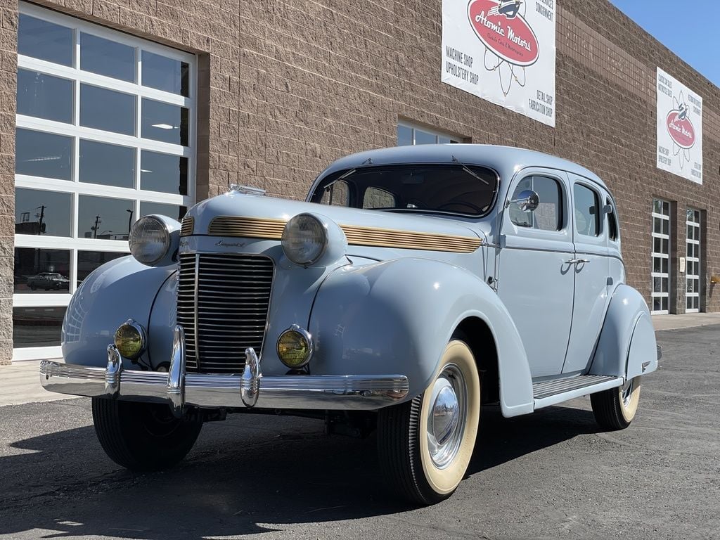 1937 Chrysler Imperial 1