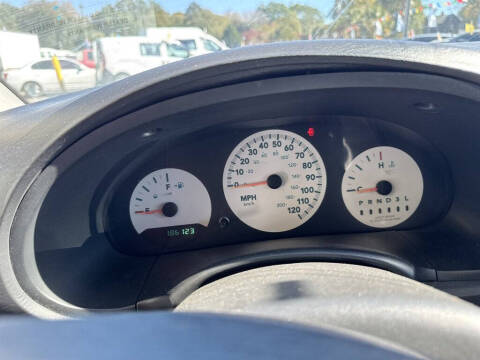 2006 Dodge Caravan SE