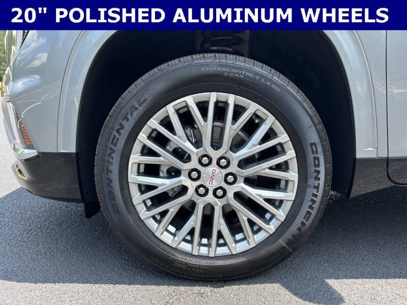 2025 GMC Acadia Denali