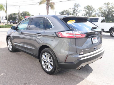 2022 Ford Edge Titanium