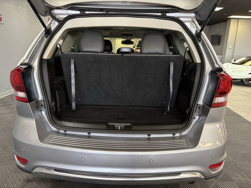 2019 Dodge Journey Crossroad