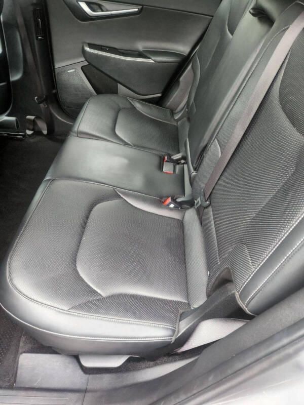 2023 Kia EV6 Wind - Photo 8