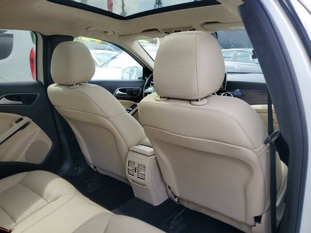 2015 Mercedes-Benz GLA GLA 250