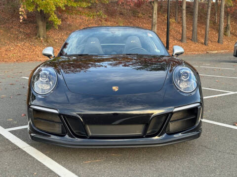 2019 Porsche 911 Targa 4 GTS