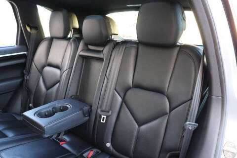 2018 Porsche Cayenne S