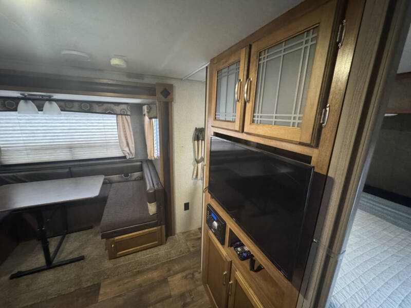 2018 Keystone RV Springdale 240BH