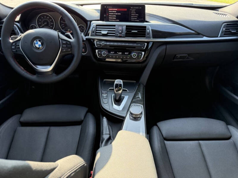 2018 BMW 3 Series 330i