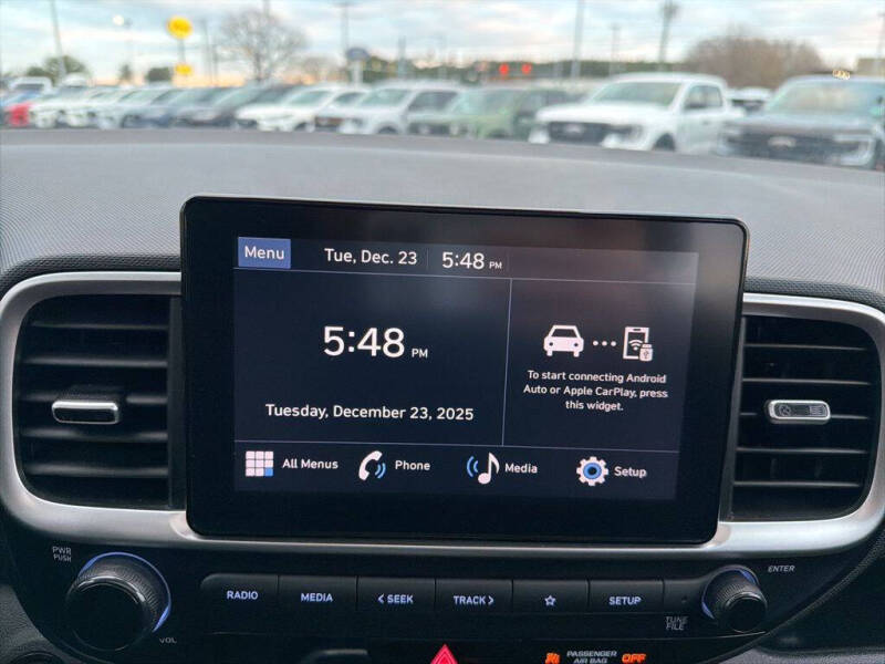 2024 Hyundai Venue SEL