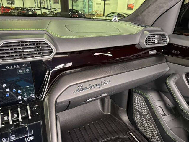 2022 Lamborghini Urus