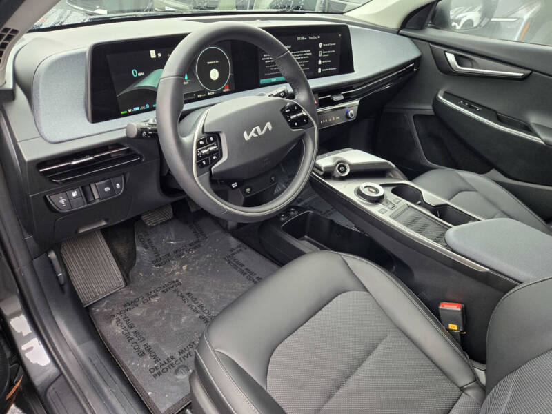 2023 Kia EV6 Light