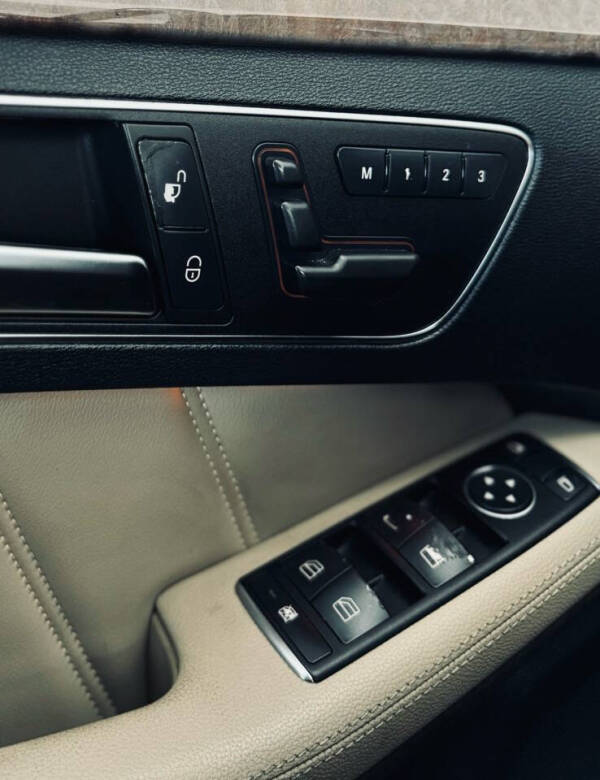 2012 Mercedes-Benz E-Class E 350 BlueTEC Luxury