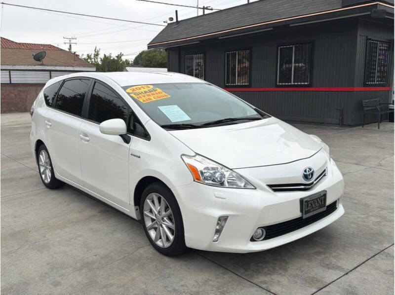 2013 Toyota Prius v
