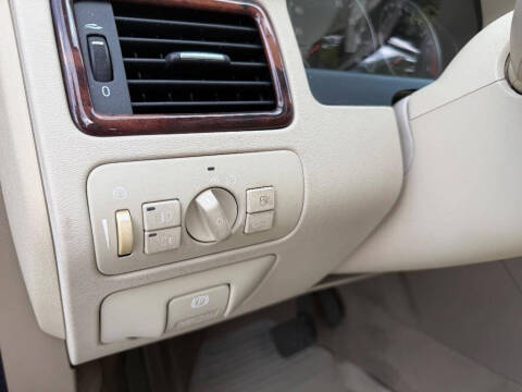 2008 Volvo V70 3.2