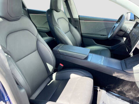 2025 Tesla Model 3 Long Range