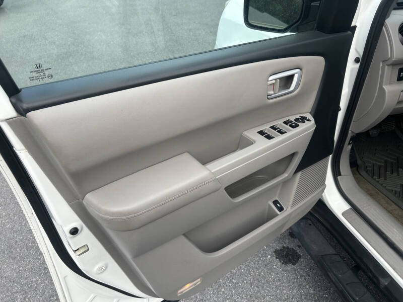 2015 Honda Pilot EX-L - Photo 10