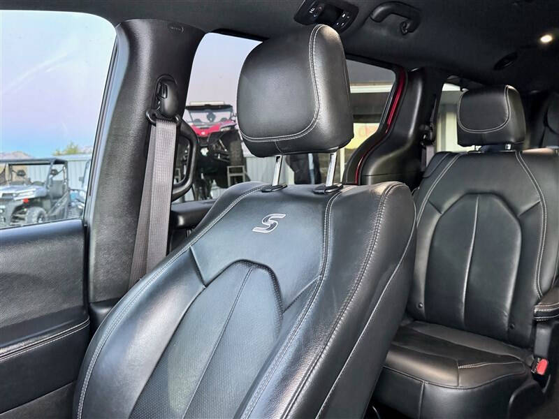 2021 Chrysler Pacifica Touring L