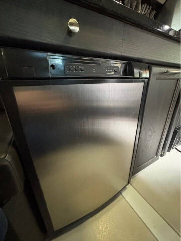 2015 Roadtrek Popular