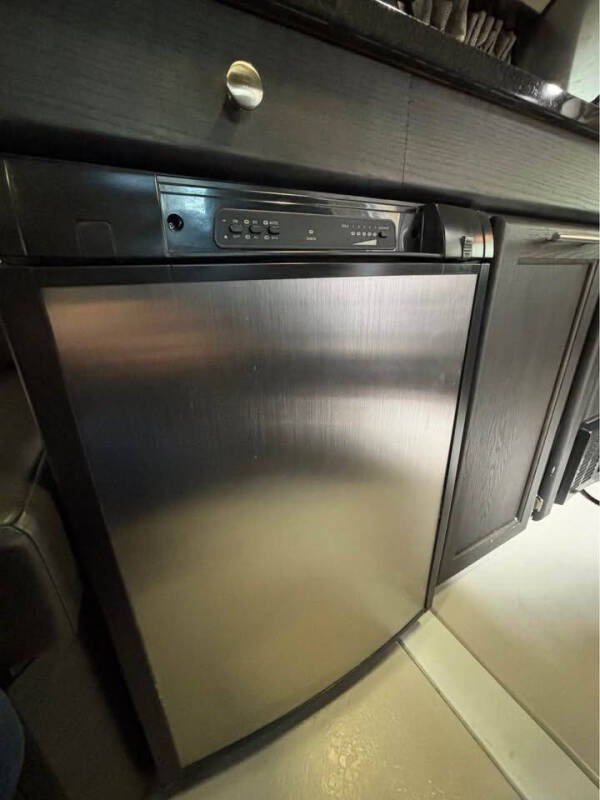 2015 Roadtrek Popular